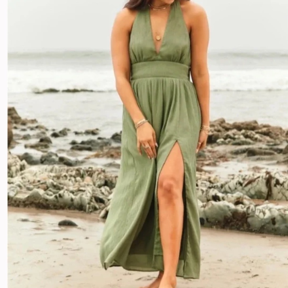 Abercrombie & Fitch Plunge Halter Green Maxi Dress Size XS